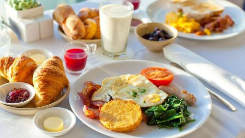 وجبات فطور صباح صحية للحفاظ على وزن مثالي