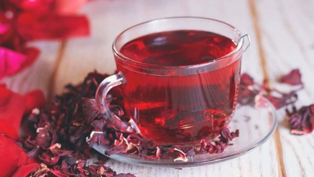 خطوات تجهيز عصير الكركديه