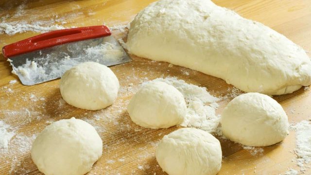 كيفية تجهيز عجينة ال10 دقائق