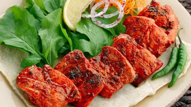 كيفية تجهيز قطع الدجاج التندوري