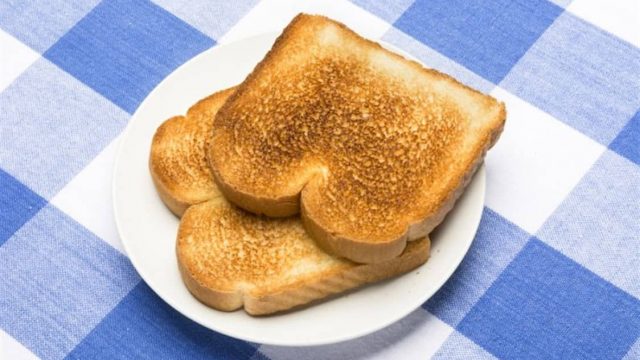 طريقة تحميص الخبز