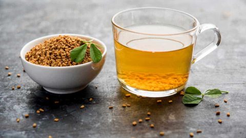 اكتشفي فوائد مشروب الحلبة والحليب لعلاج النحافة