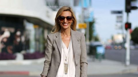 بالصور: أفكار لتنسيق البليزر الطويل في الشتاء