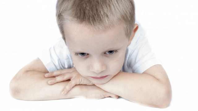 سلوكيات تساعد طفلك على تجاوز الفشل بسهولة!