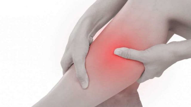 اكتشفي أسباب تشنج العضلات وطرق التعامل معها