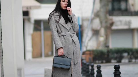 طرق تنسيق المعطف الترانش في جميع المناسبات