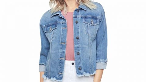أكثر من 30 إطلالة بالجاكيت الجينز للتمتع بإطلالة أنيقة