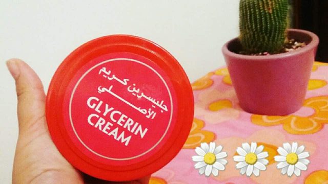اكتشفي طريقة استعمال كريم الجلسرين للعناية بمشاكل البشرة