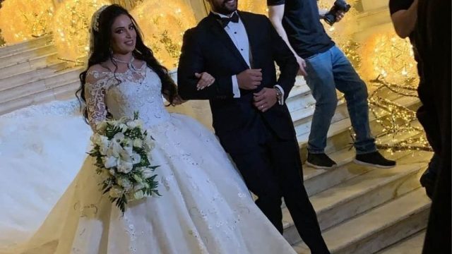 بالفيديو: حفل زفاف الشاعرة نجاح المساعيد وهذا فارق السن بينها وبين زوجها!