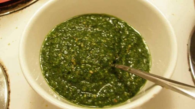 كيفية تجهيز صلصة الريحان بالخل