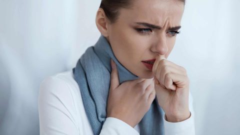 تعرفي إلى أفضل الأعشاب الطبيعية لعلاج مشاكل الصدر