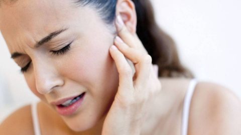 تمزق طبلة الأذن : الأعراض والأسباب