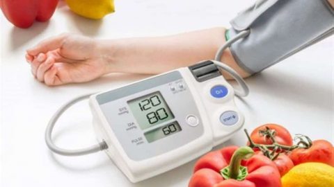 6 أطعمة طبيعية لعلاج ضغط الدم