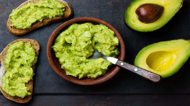 طريقة تحضير صلصة الأفوكادو الصحية