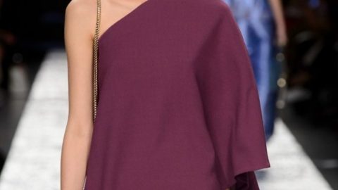 هكذا عليك تنسيق ملابسك باللون البنفسجي