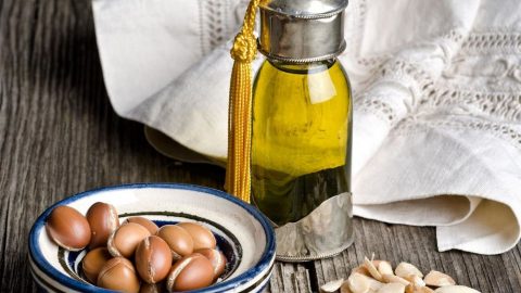 زيت الأركان للتخلص من الشعر الهايش