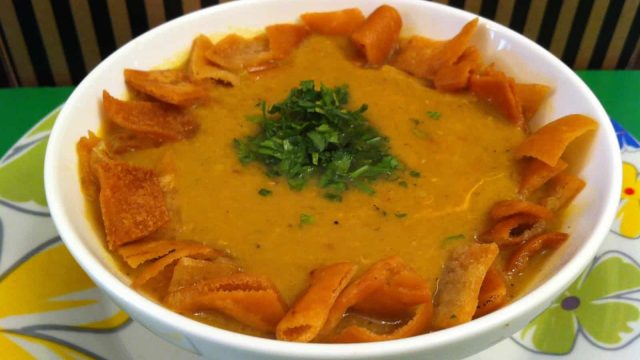 خطوات تجهيز شوربة الدال الهندية