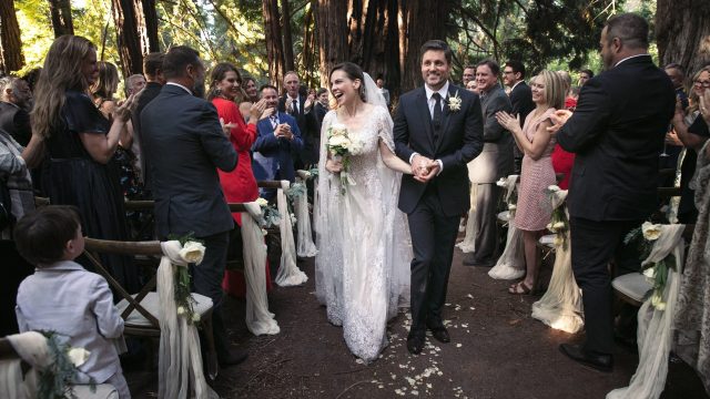 هل تخططين لإقامة حفل زفاف خارجي؟ إليك كل النصائح التي تحتاجينها