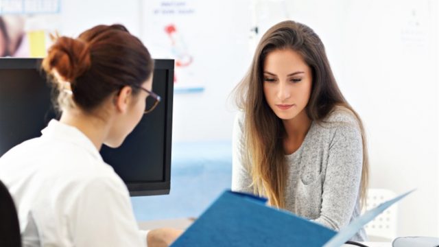 ماذا تعرفين عن النزيف المهبلي خارج أيام الدورة؟