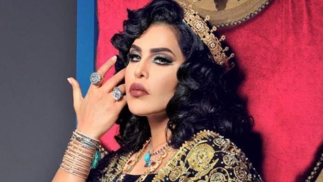 تعليقات ساخرة حول كمامة الفنانة أحلام التي فاقت الخيال!