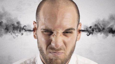 3 نصائح للتقليل من التوتر العصبي لزوجك في رمضان!