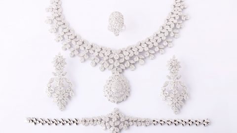 تصاميم طقم مجوهرات للعروس من أشهر الماركات العالمية