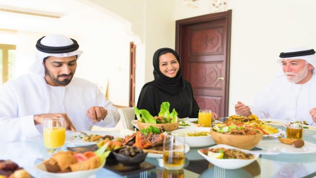 دليلك للتعامل مع مشاكل شهر رمضان الصحية الأكثر شيوعا