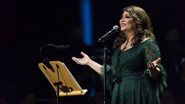 بالفيديو: نوال الكويتية تتأثر بسبب جائحة كورونا وتنهار باكية