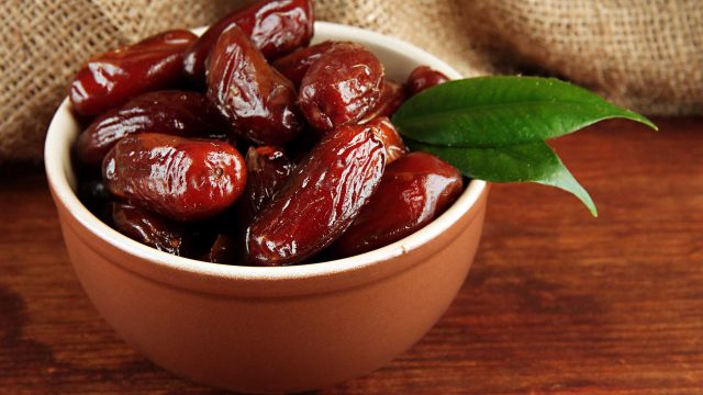 فوائد التمر للحامل وتأثيره على الحمل في الأشهر الأولى