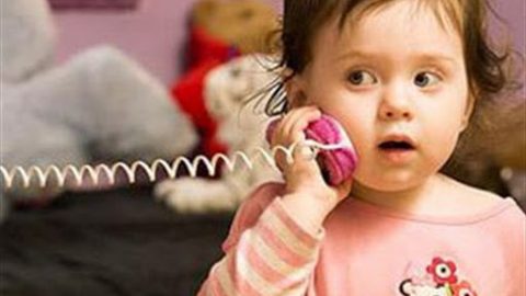 6 نصائح للتعامل مع تأخر النطق عند الأطفال