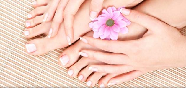 تبييض اليدين والقدمين 