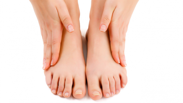 مشاكل صحية تكشفها حالة قدميك…تعرفي عليها معنا!
