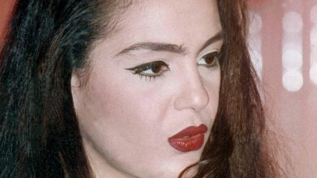 صورة نادرة للنجمة المصرية شريهان وهي ترقص في حفل زفاف!