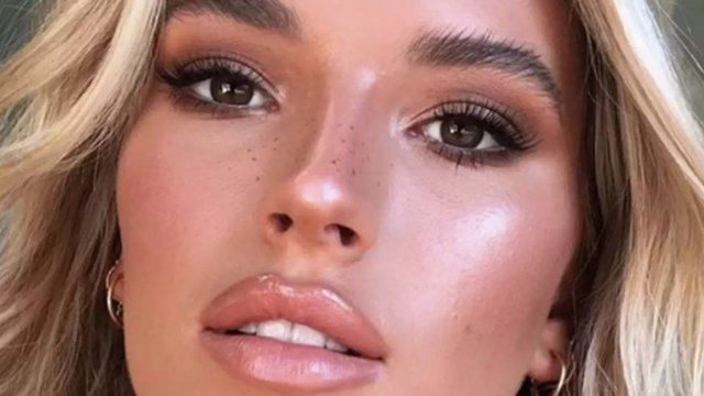 صيحة بشرة الدلفين تكتسح عالم المكياج .. اكتشفي المزيد عنها!