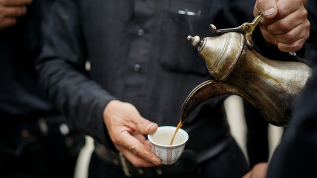 طريقة تجهيز القهوة الأردنية