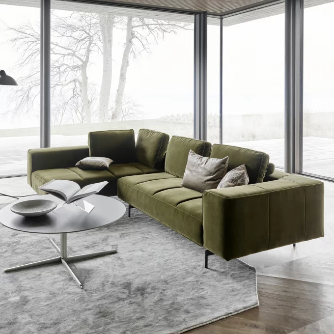 كنبات المخمل لصالونات عصرية Canape-en-velours-vert-boconcept-amsterdam-olive