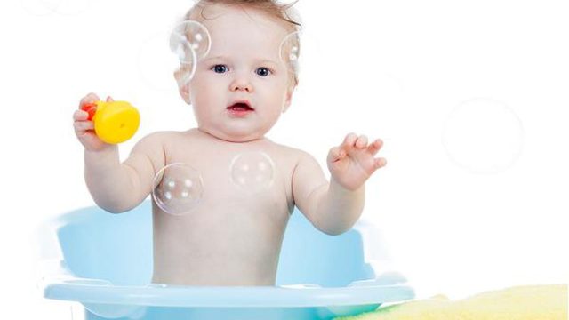 5 قواعد هامة عليك معرفتها عن وضع العطور للأطفال