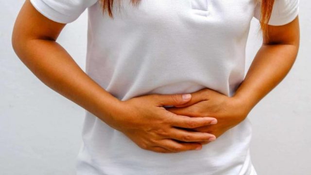 إليك وصفات الأعشاب الطبيعية لتنظيف القولون