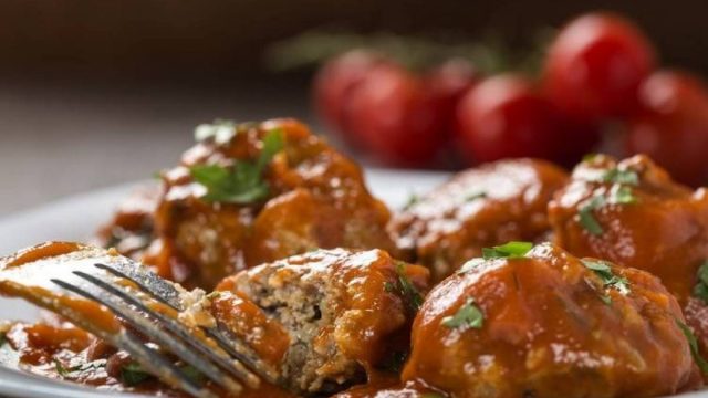 كيفية إعداد طاجن كرات اللحم