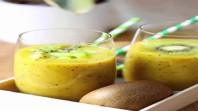طريقة إعداد عصير الكيوي والمانجو
