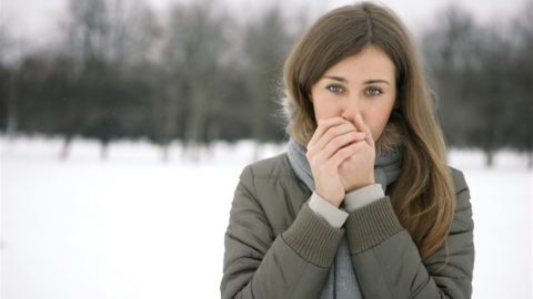 عضة الصقيع : 3 علاجات منزلية سهلة التحضير تخلصك منها