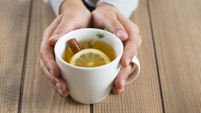 5 أنواع شاي تخلصك من النفخة وتمنحك بطن مسطح