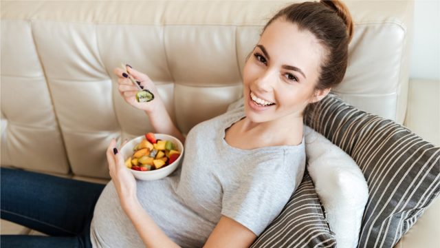 3 أطعمة عليك تجنبها أثناء الحمل.. تعرفي إليها!