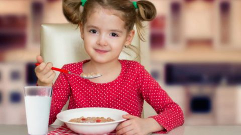 5 أطعمة لزيادة الوزن بشكل طبيعي عند الأطفال