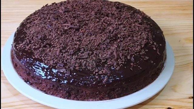 خطوات إعداد كيك الشكولاته بالقهوة