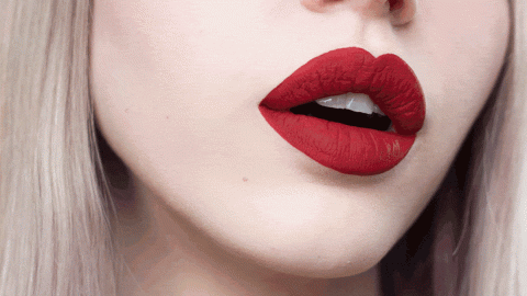 4 ألوان حمرة شفاه رائجة لصيف 2021!