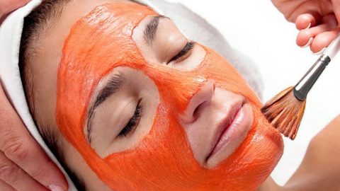 حضري أقنعة الكولاجين لبشرة شبابية مشرقة!