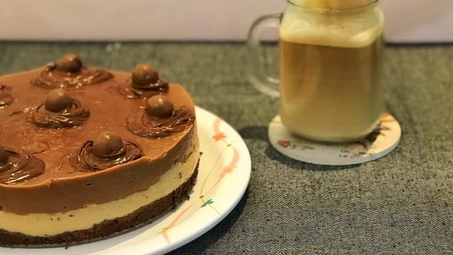 خطوات تجهيز كيك ايس كريم الكابتشينو