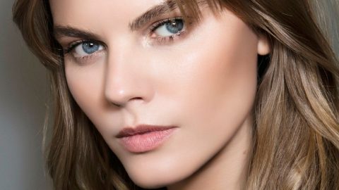 إليك أساسيات الحصول على مكياج يومي مثالي!