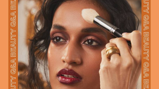 إليك أسرار تطبيق بودرة التثبيت غير اللامعة